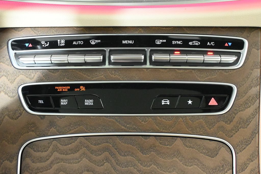 Certified 2022 Mercedes-Benz E 350 4MATIC Sedan image 22