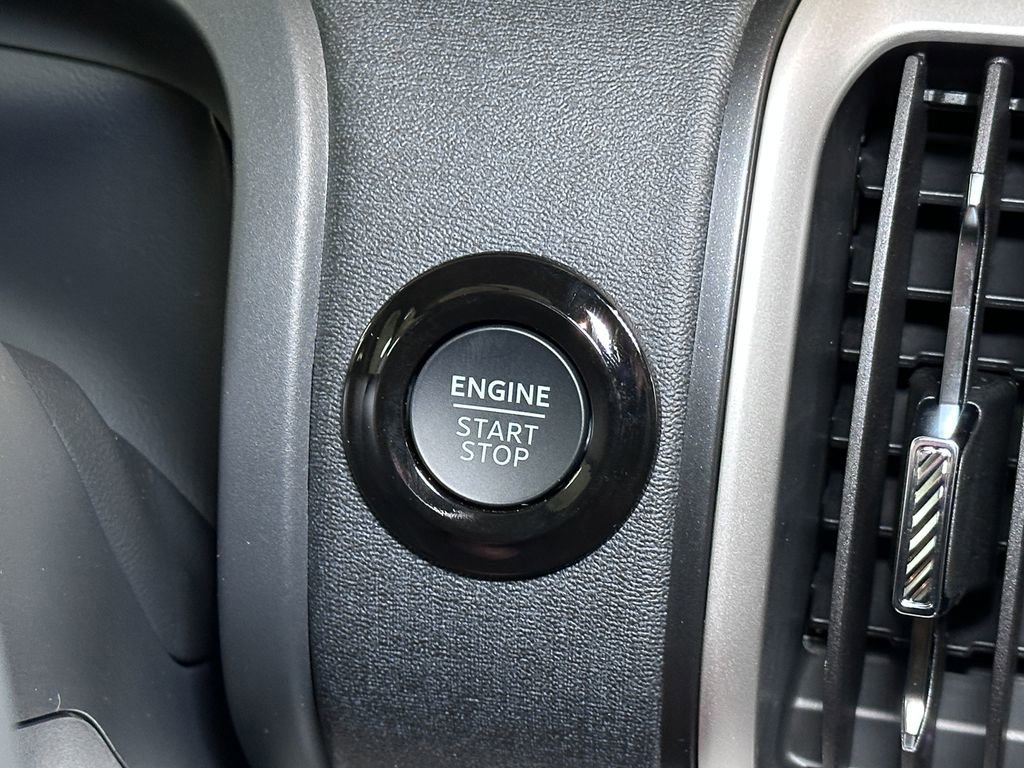 Used 2025 Ford Expedition Max Active image 28