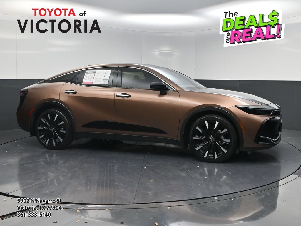 Used 2024 Toyota Crown Platinum image 1