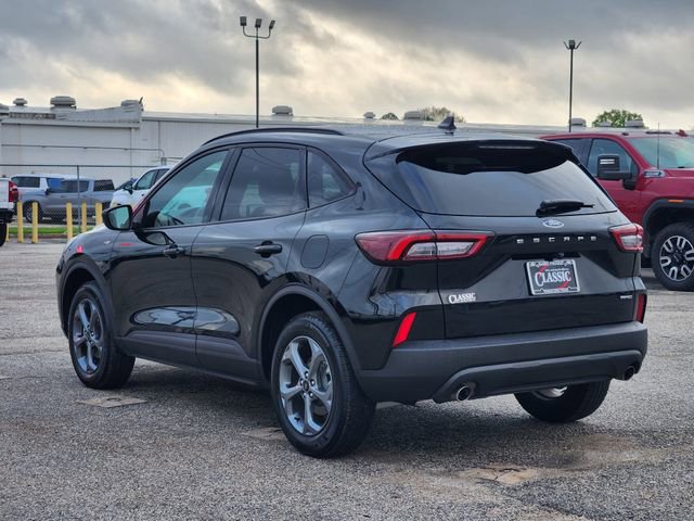 Used 2025 Ford Escape ST-Line image 5