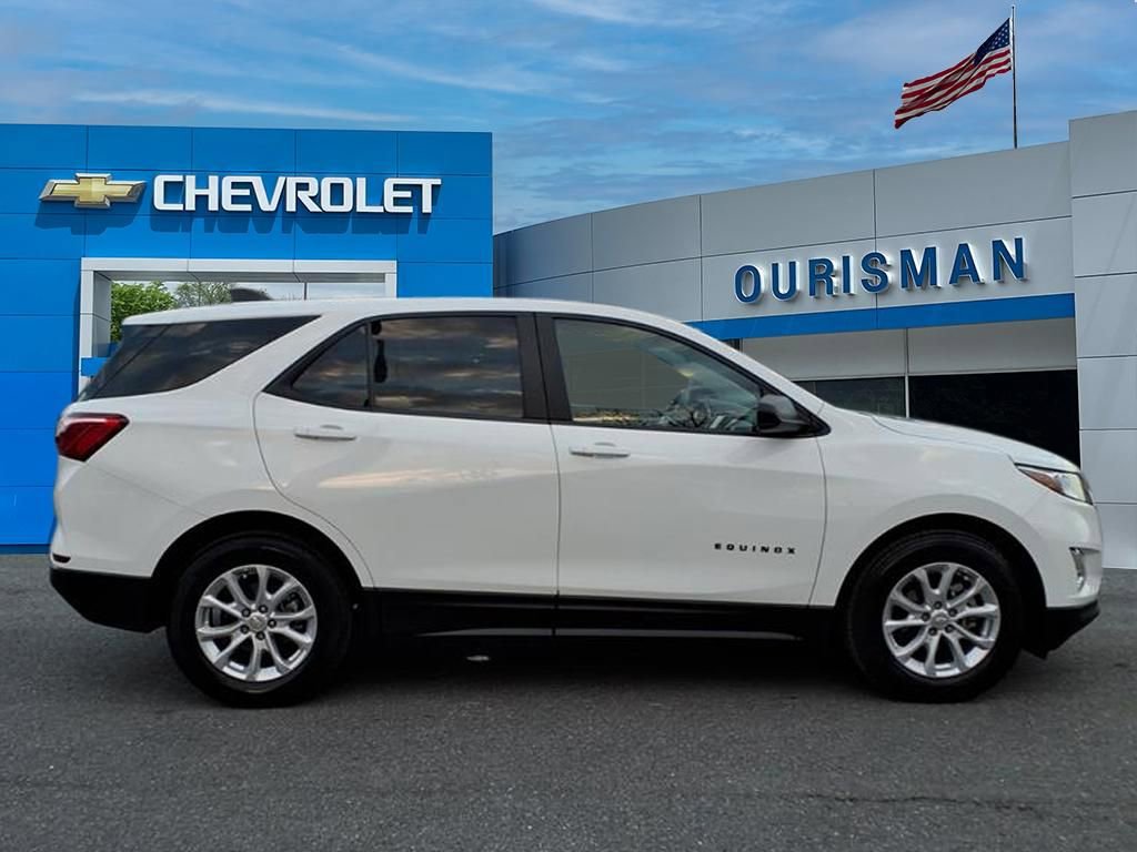 Certified 2021 Chevrolet Equinox LS w/ LPO, Blackout Package image 2
