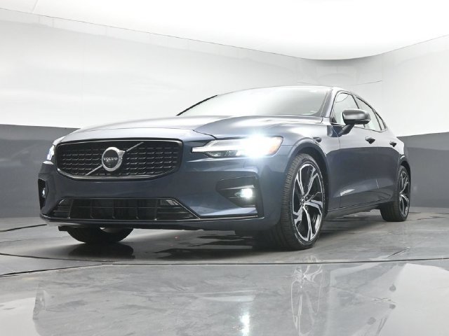 Used 2024 Volvo S60 B5 Plus w/ Climate Package FWD image 37