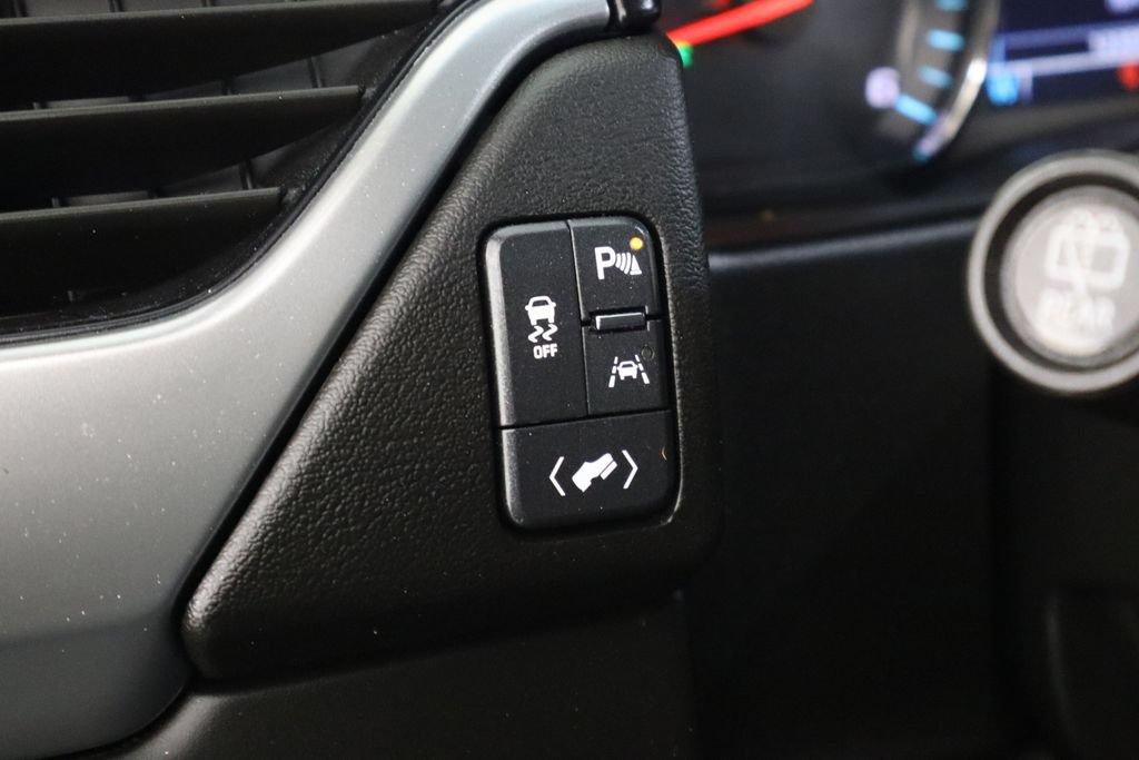 Used 2019 Chevrolet Tahoe 2WD w/ Enhanced Driver Alert Package image 24