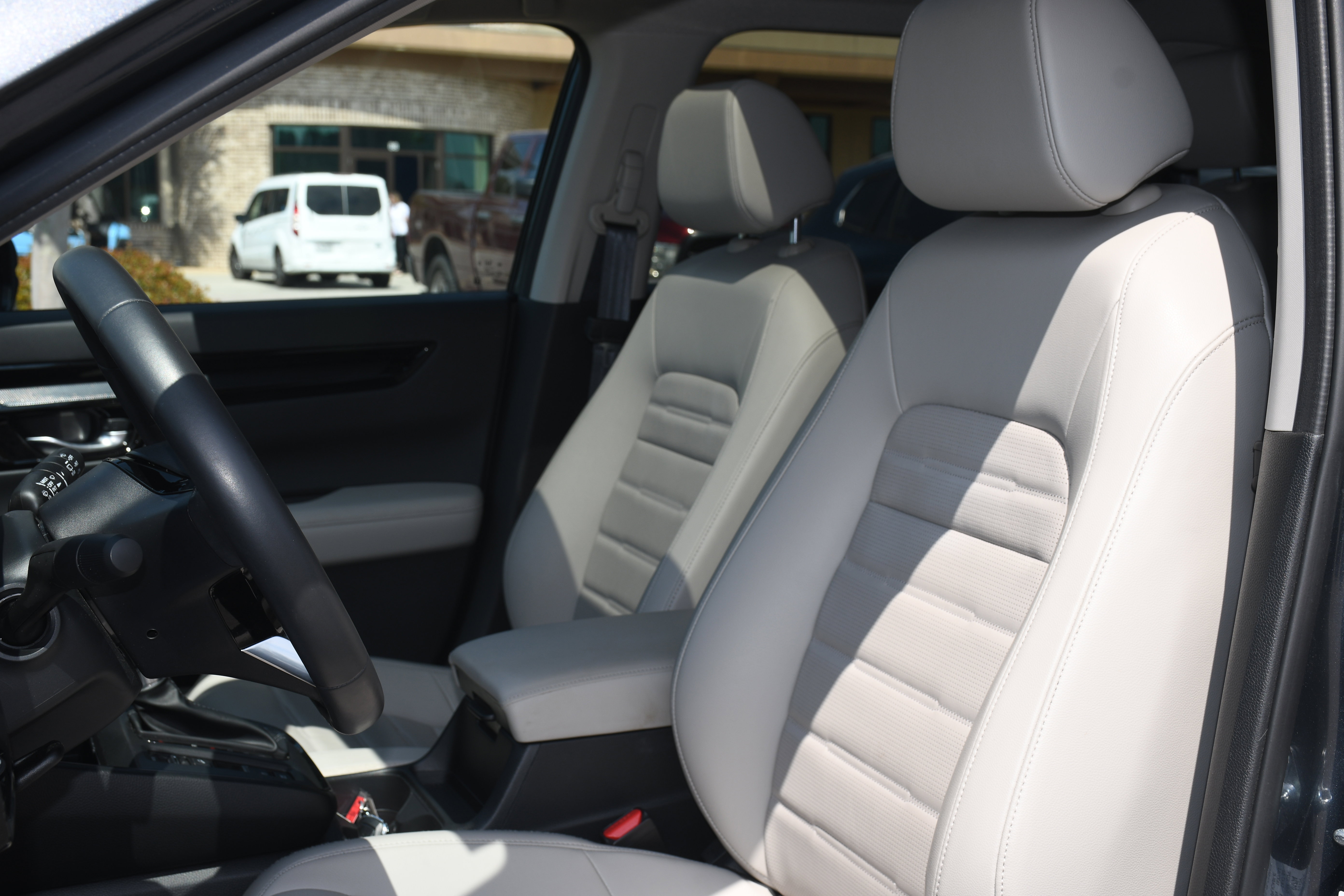 Used 2024 Honda CR-V EX-L image 13