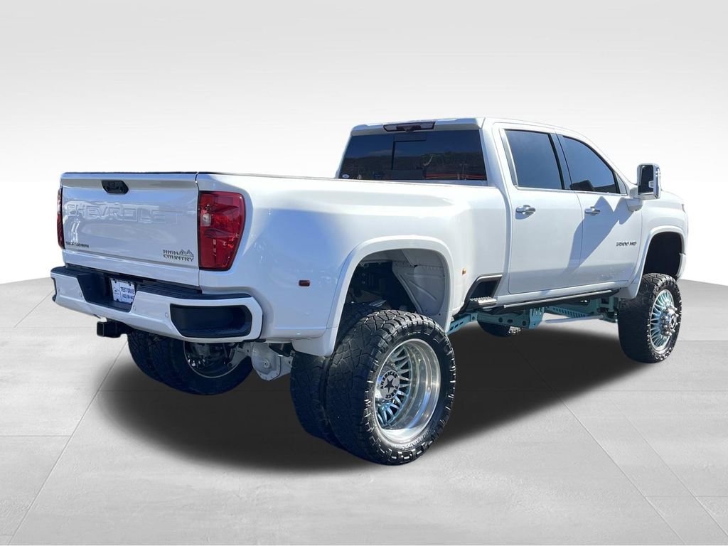Used 2020 Chevrolet Silverado 3500 High Country image 3