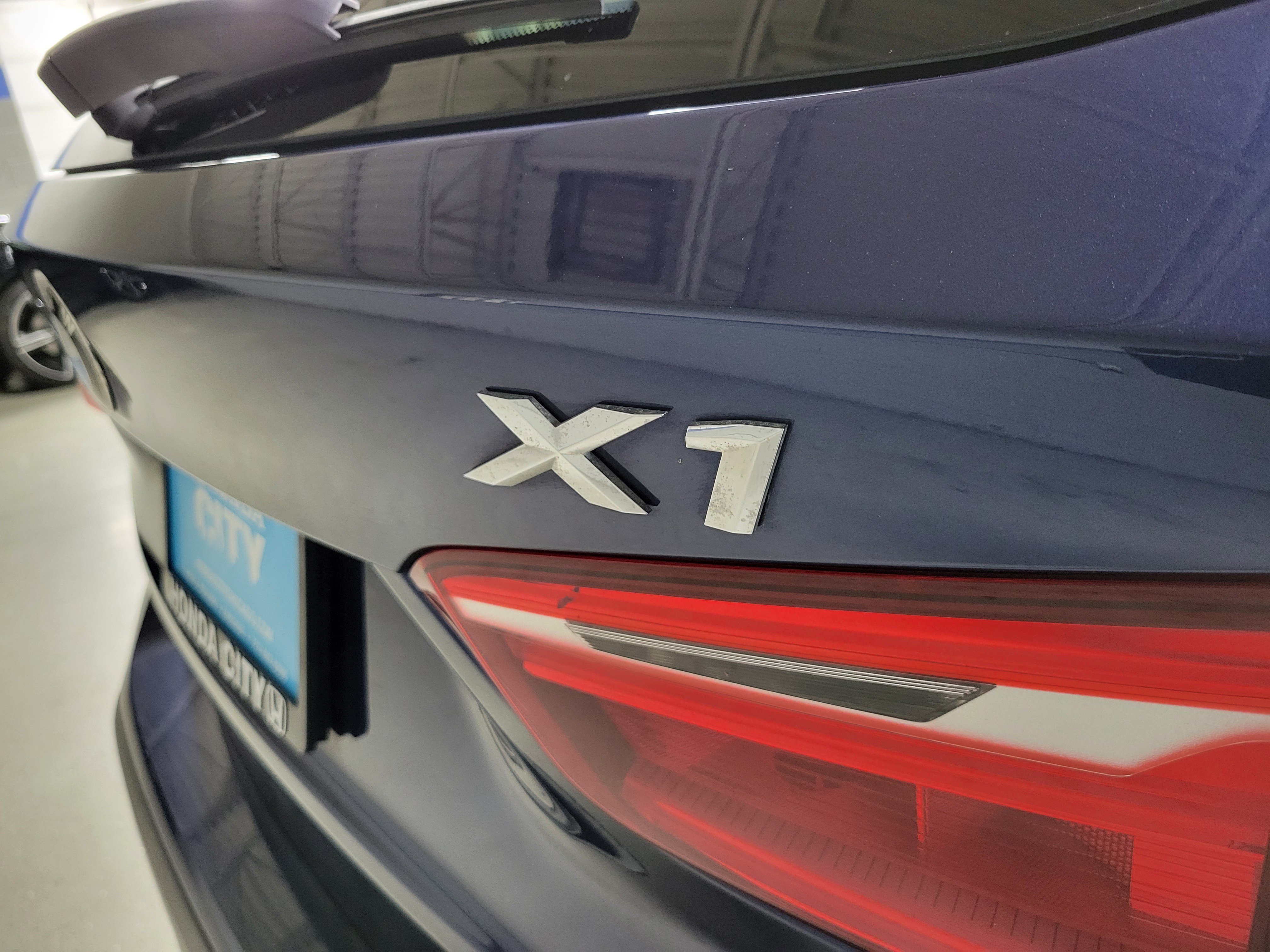 Used 2018 BMW X1 xDrive28i AWD/4WD image 6