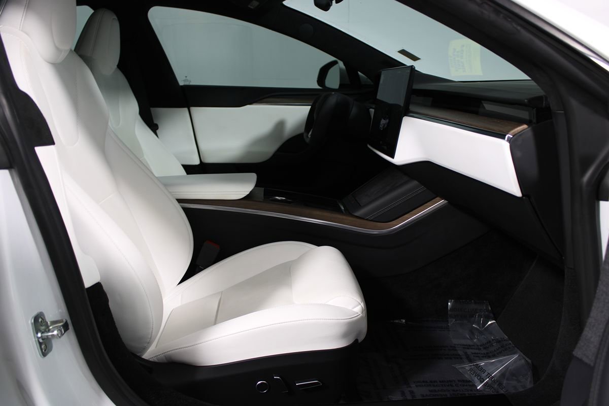 Used 2022 Tesla Model S AWD/4WD image 12