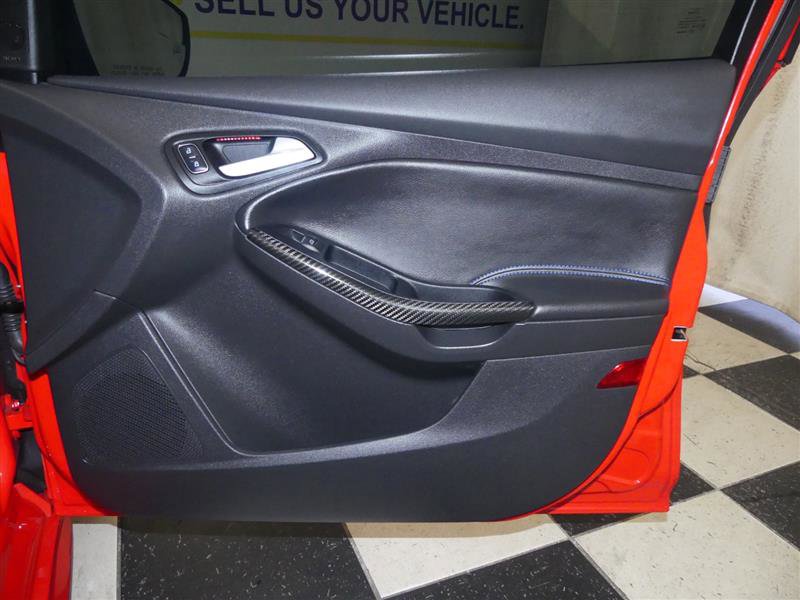 Used 2018 Ford Focus RS AWD/4WD image 25