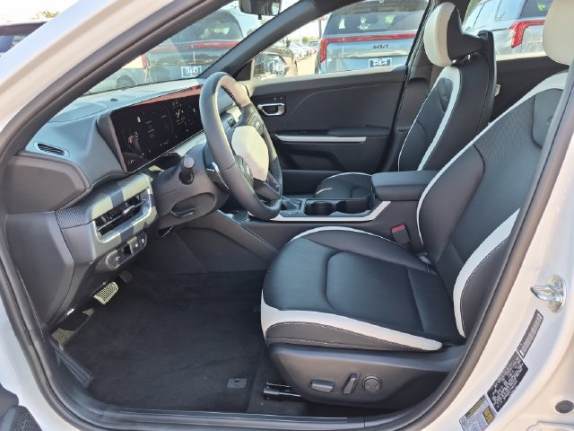 New 2026 Kia K4 EX FWD image 12