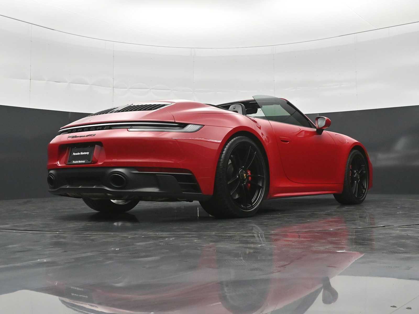 Certified 2024 Porsche 911 Carrera GTS RWD image 42