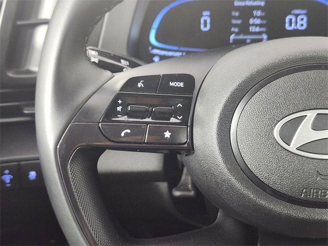 Certified 2025 Hyundai Elantra Sport image 16