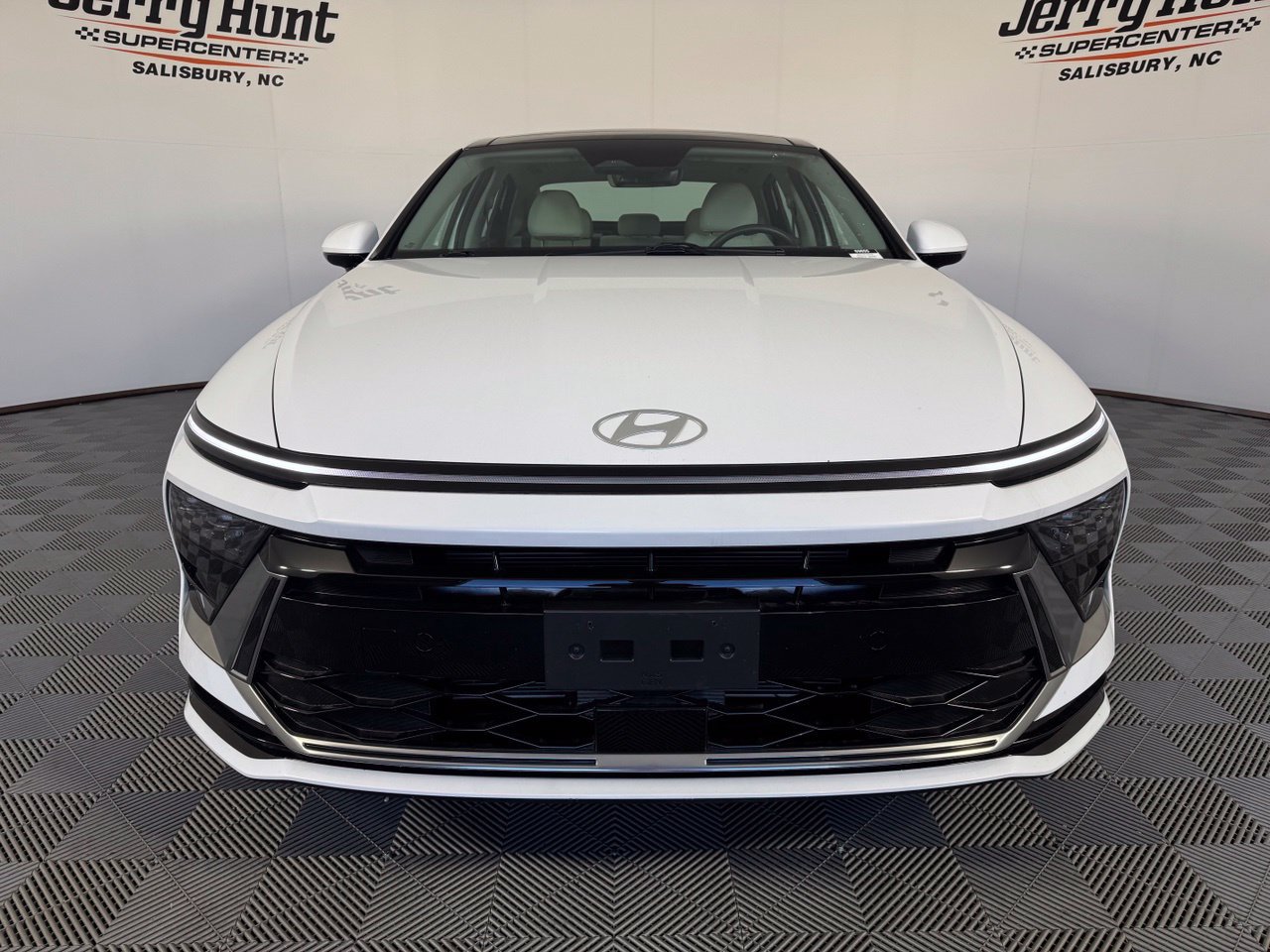 Used 2025 Hyundai Sonata SEL FWD image 5