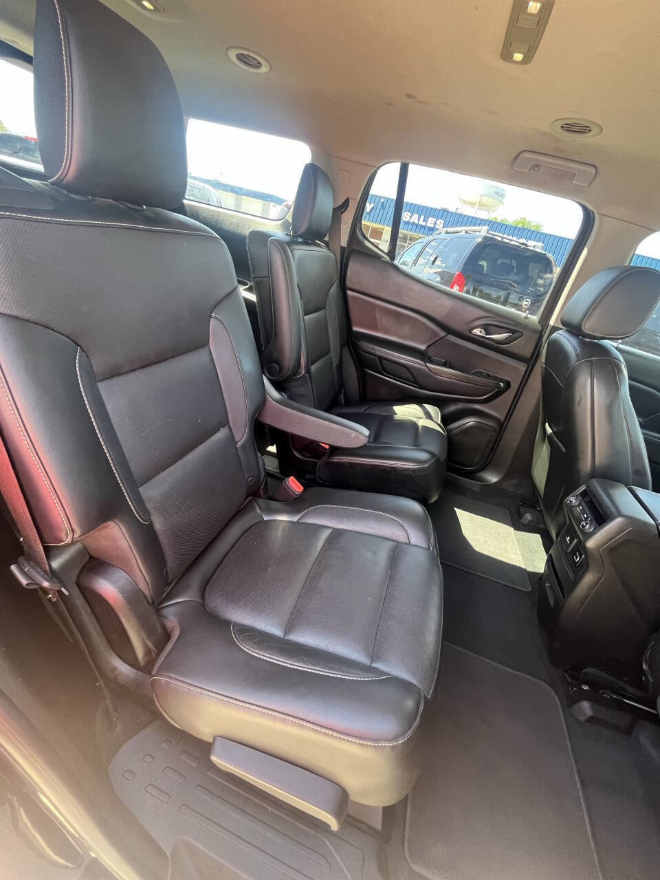 Used 2018 GMC Acadia SLT image 23