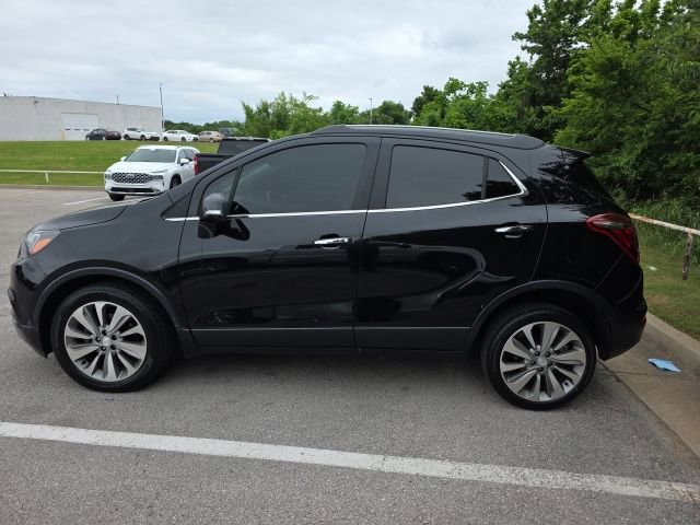 Used 2019 Buick Encore Preferred FWD image 2