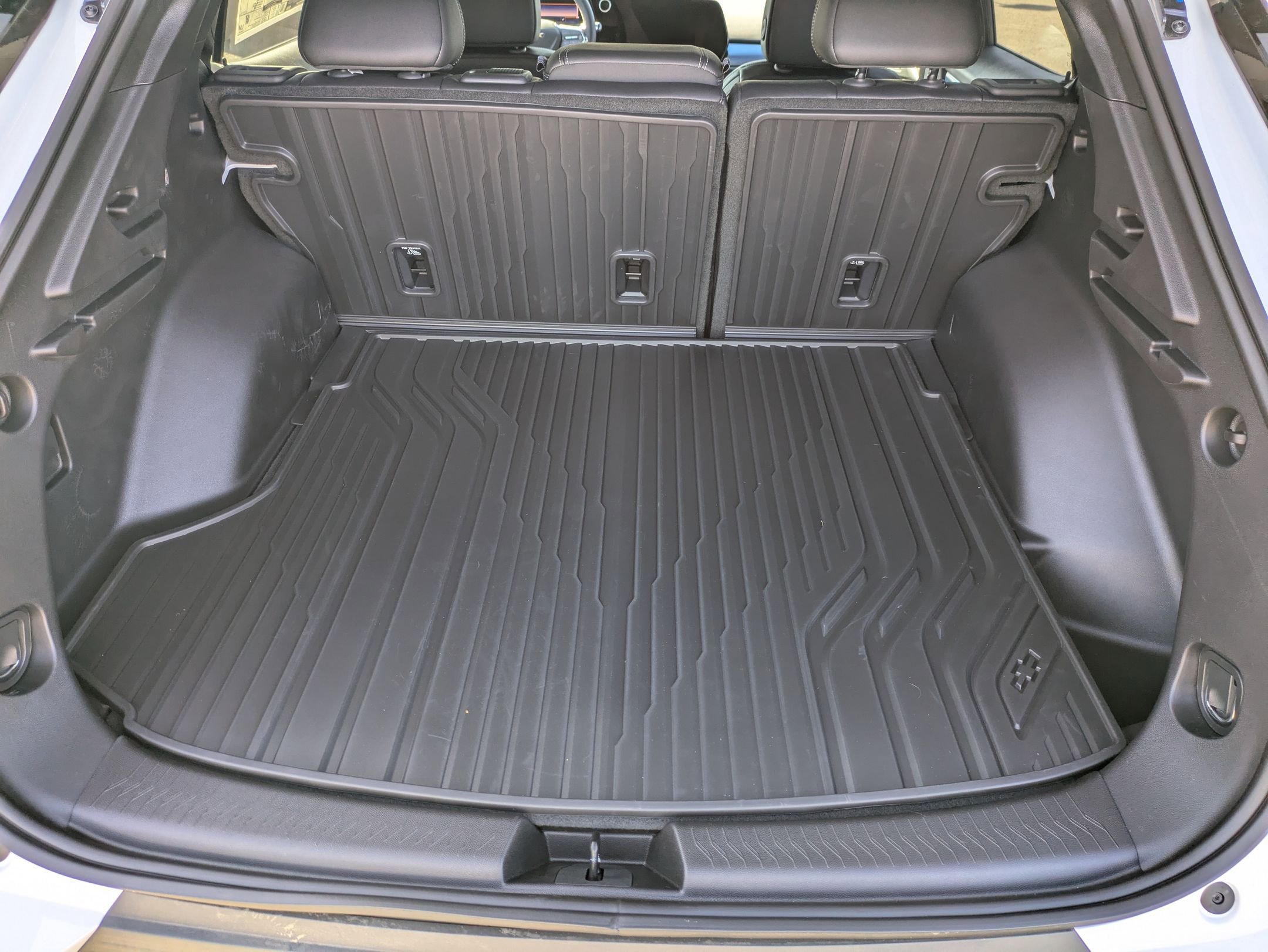 Used 2026 Chevrolet Equinox EV LT w/ LPO, All-Weather Mat Package image 26