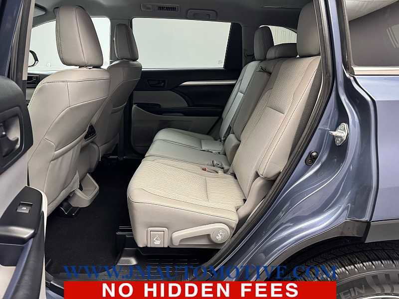Used 2018 Toyota Highlander Plus image 14