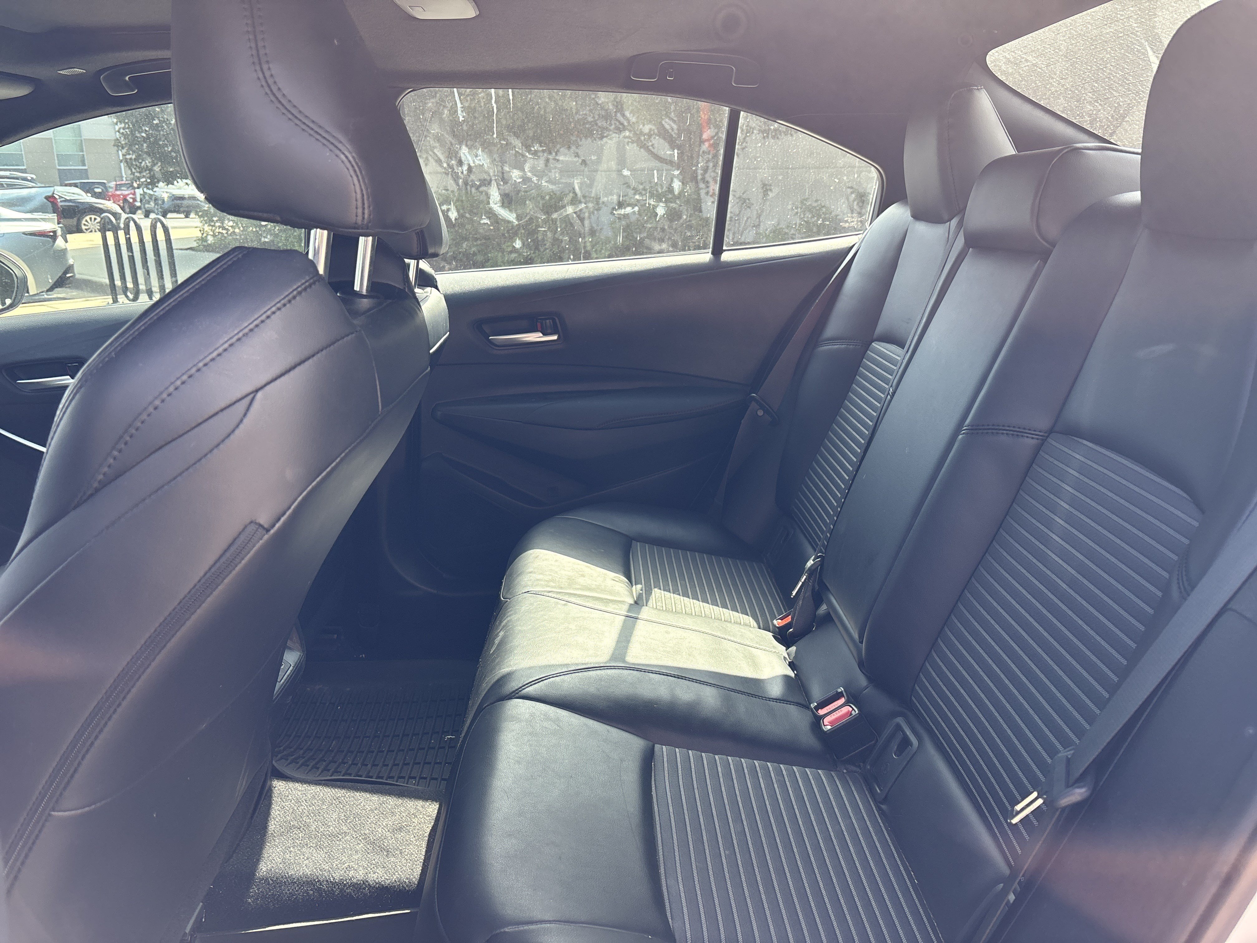 Used 2025 Toyota Corolla XSE FWD image 27