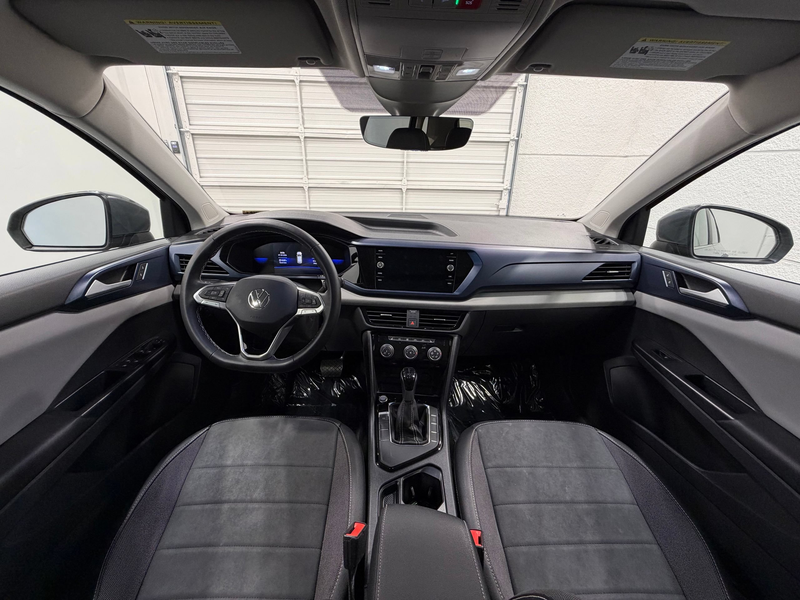 Used 2023 Volkswagen Taos SE w/ Panoramic Sunroof Package FWD image 30
