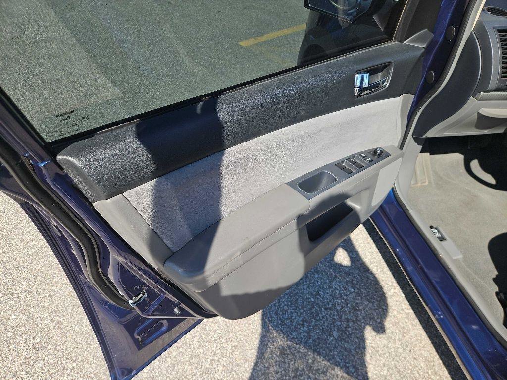 Used 2008 Nissan Sentra 2.0 S w/ Convenience Plus Pkg image 7