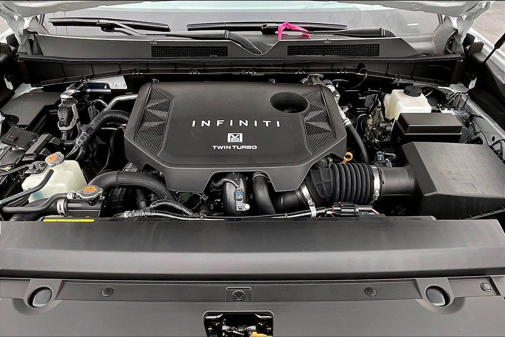 New 2026 INFINITI QX80 Luxe w/ Cargo Package RWD image 12
