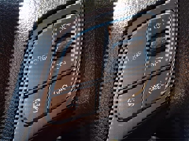 Used 2015 Hyundai Santa Fe Sport w/ Option Group 02 image 19