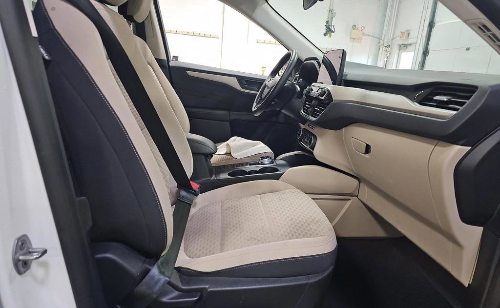 Used 2022 Ford Escape SE w/ Convenience Package image 7