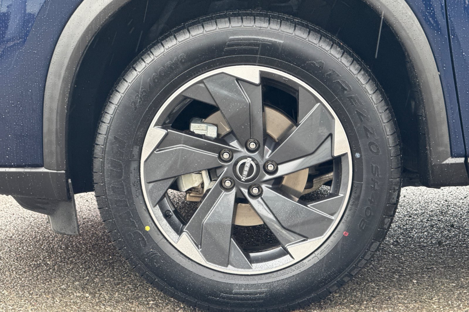 Certified 2024 Nissan Rogue SV FWD image 35