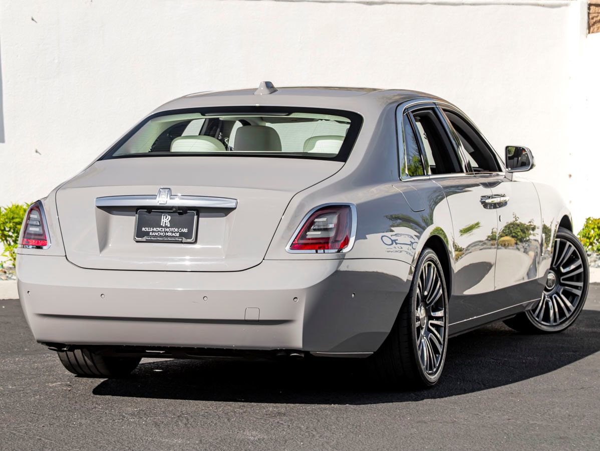 Certified 2024 Rolls-Royce Ghost AWD/4WD image 2