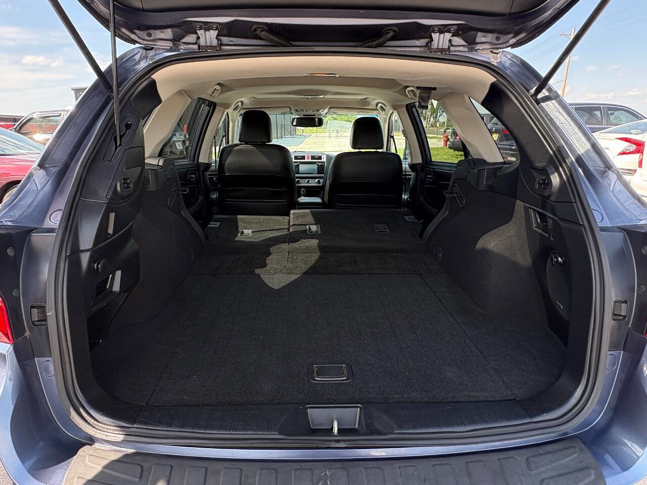 Used 2015 Subaru Outback 2.5i Limited AWD/4WD image 31