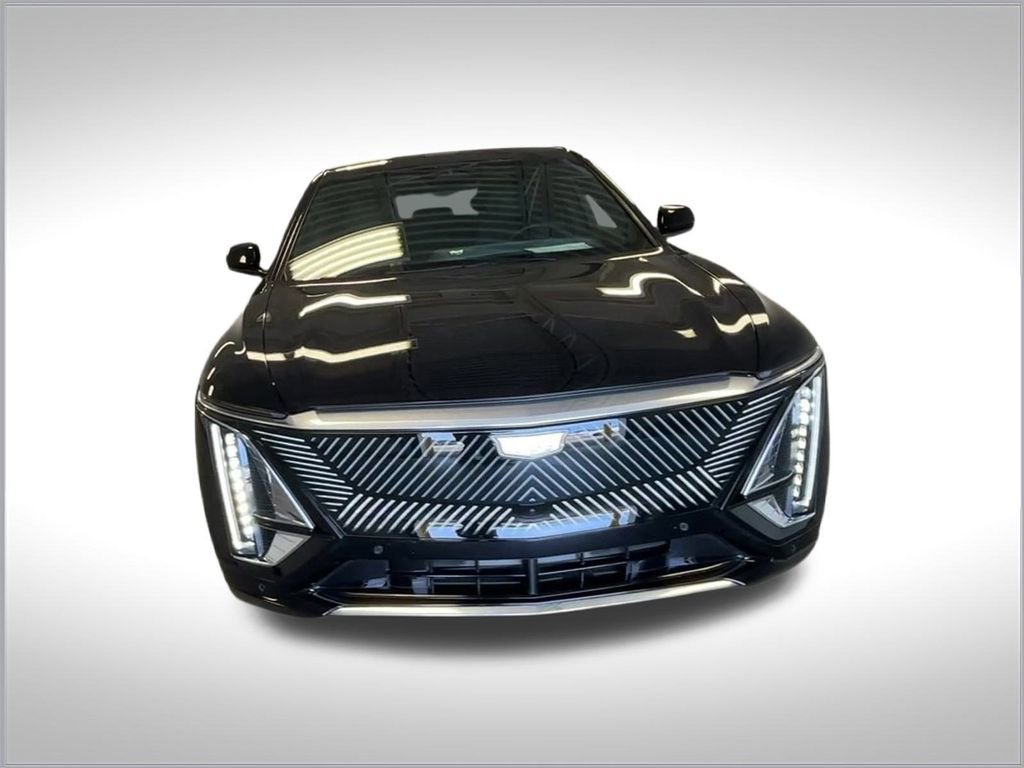 New 2025 Cadillac Lyriq Luxury image 4
