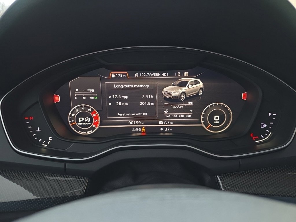 Used 2018 Audi SQ5 Premium Plus w/ Navigation Package image 20