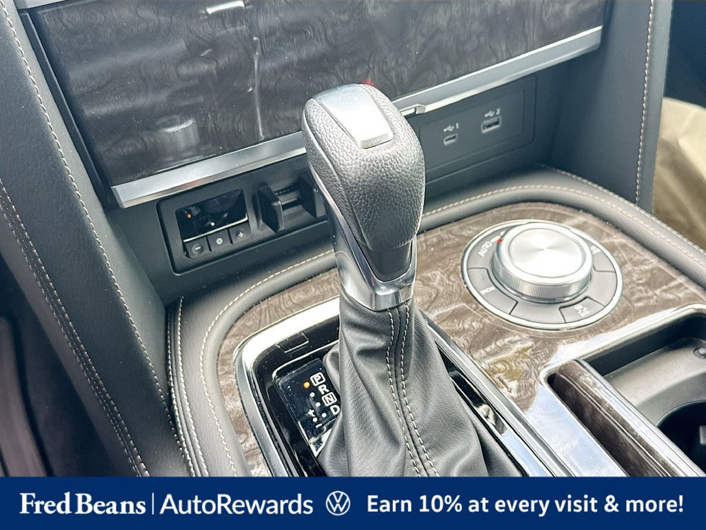 Used 2024 Nissan Armada Platinum w/ Captain's Chairs Package AWD/4WD image 23