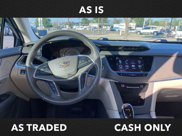 Used 2018 Cadillac XT5 Luxury w/ Driver Awareness Package image 14