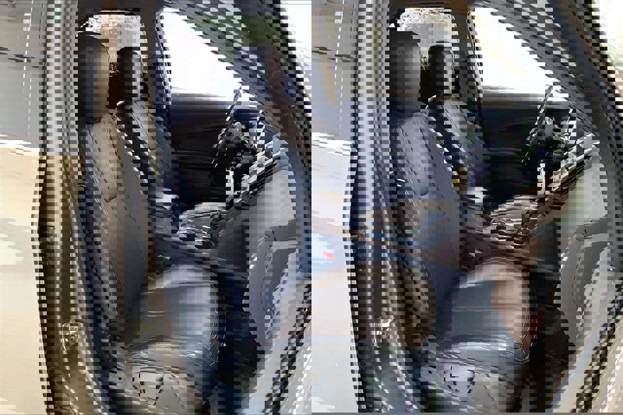 Used 2010 Chevrolet Equinox LT image 16