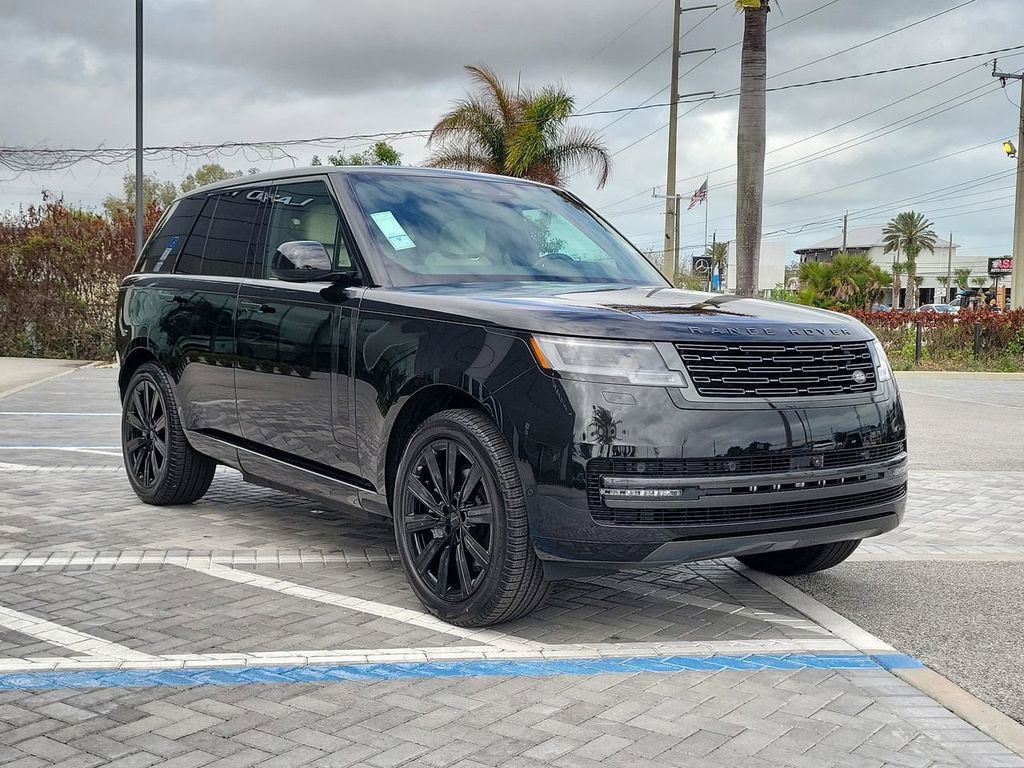 New 2026 Land Rover Range Rover SE image 7