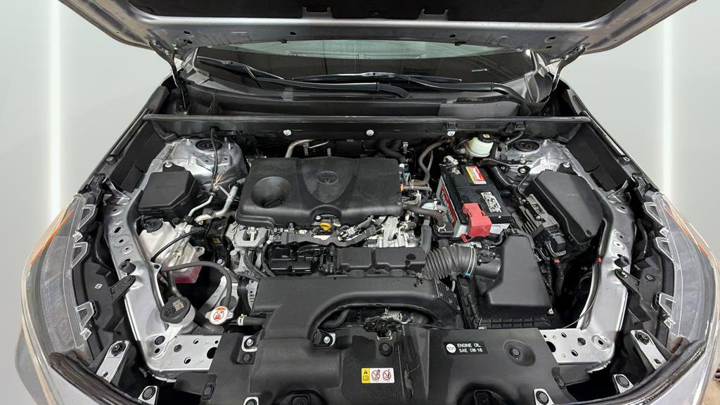 Used 2021 Toyota RAV4 XLE Premium FWD image 27