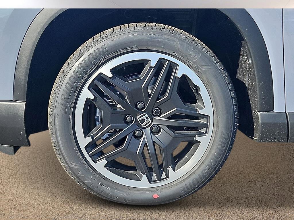 New 2026 Honda Pilot Touring image 7