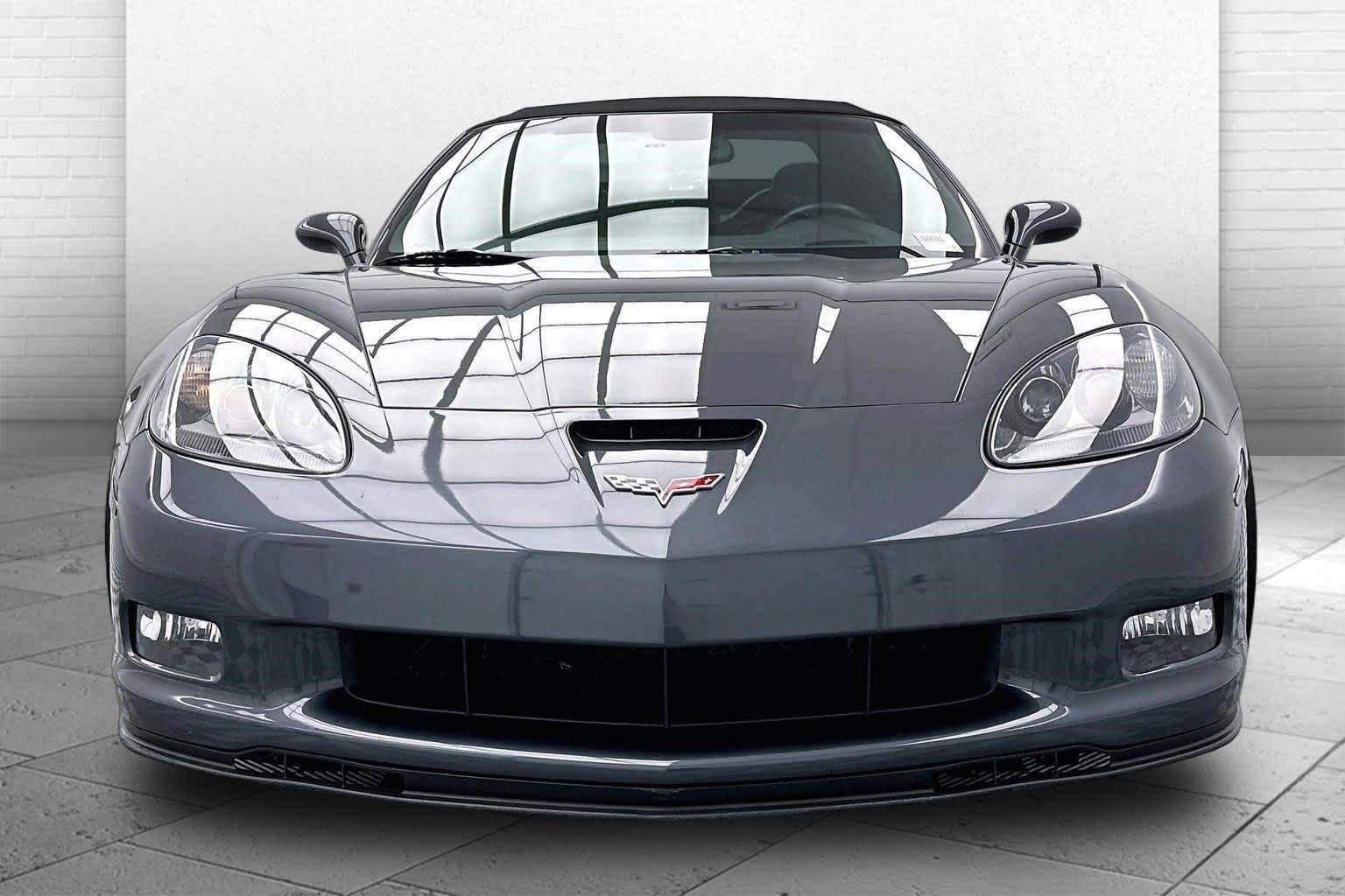 Used 2012 Chevrolet Corvette Grand Sport w/ 2LT Preferred Equipment Group RWD image 4