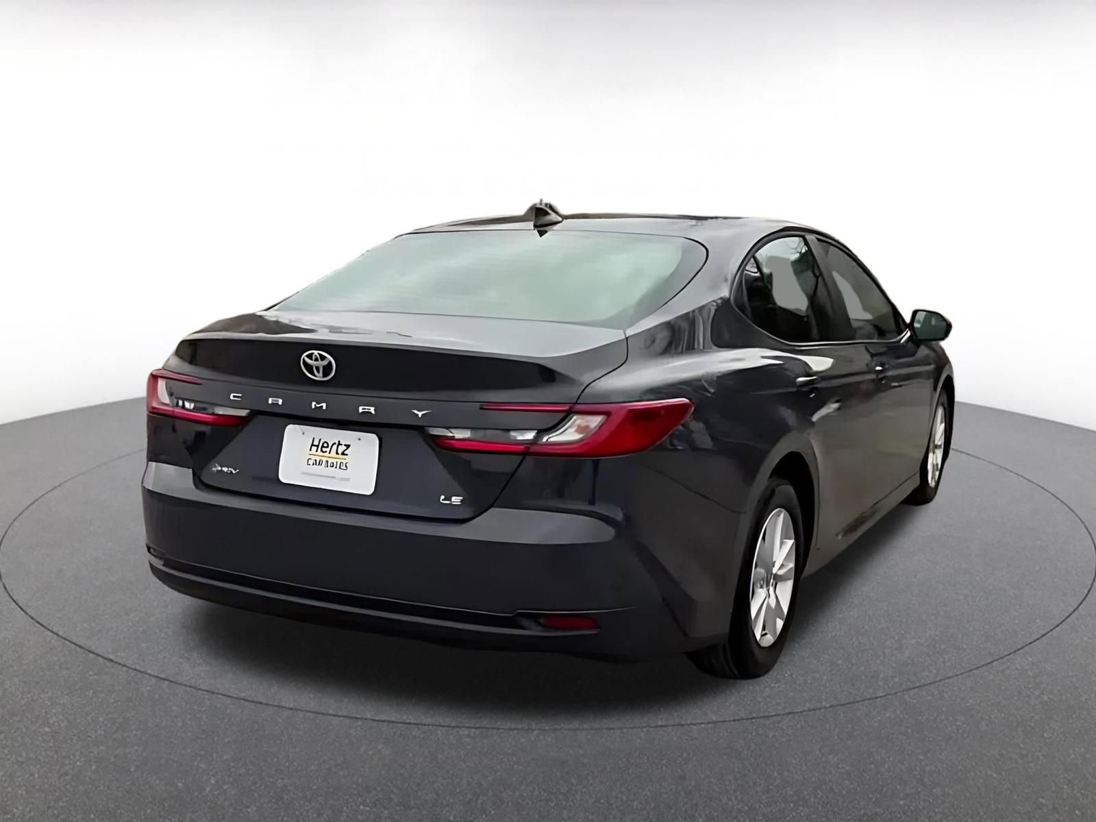 Used 2025 Toyota Camry LE image 14