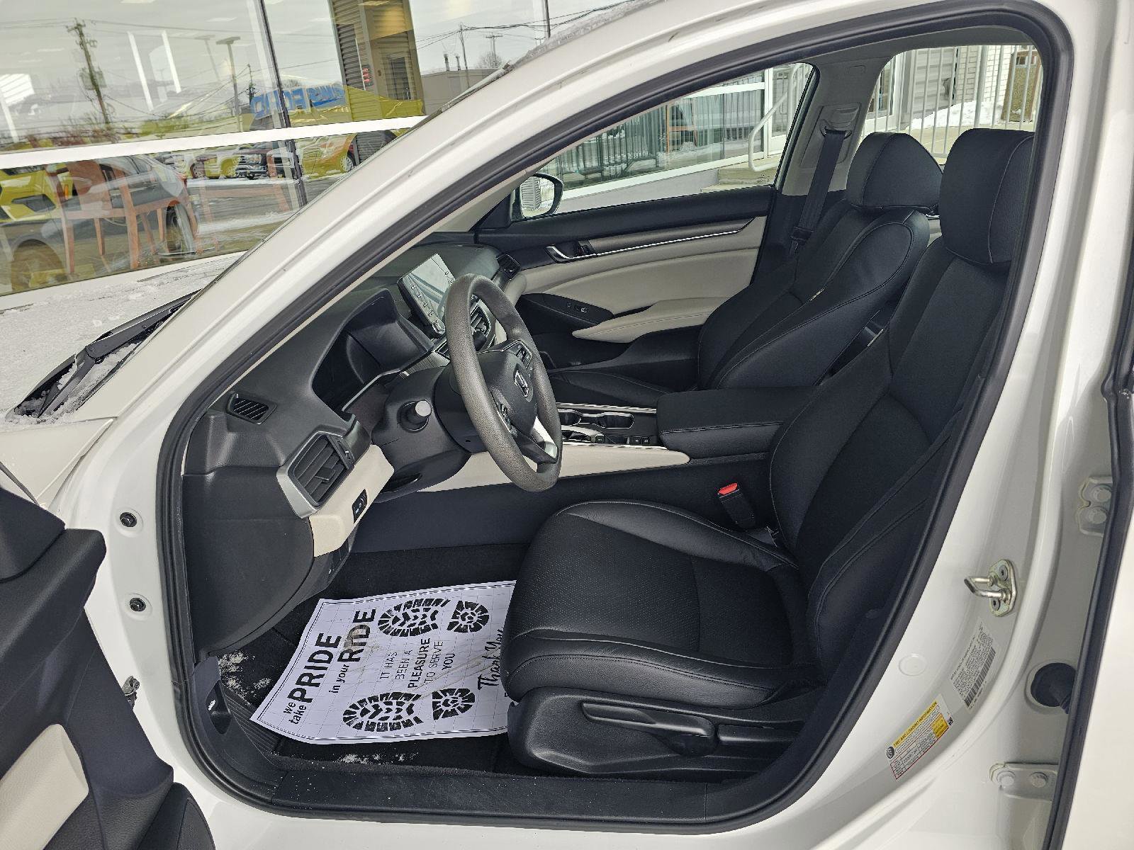 Used 2018 Honda Accord LX image 19