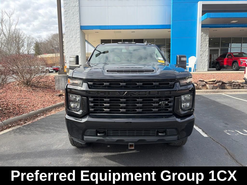 Used 2021 Chevrolet Silverado 2500 Custom w/ Custom Value Package image 8