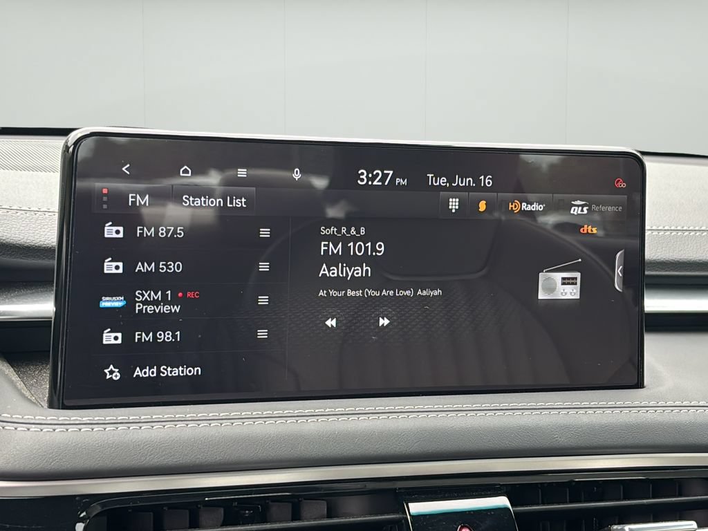 Certified 2025 Genesis G70 2.5T w/ Sport Prestige Package AWD/4WD image 26