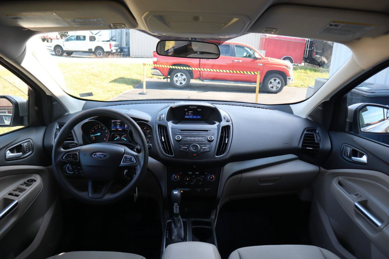 Used 2017 Ford Escape SE FWD image 49