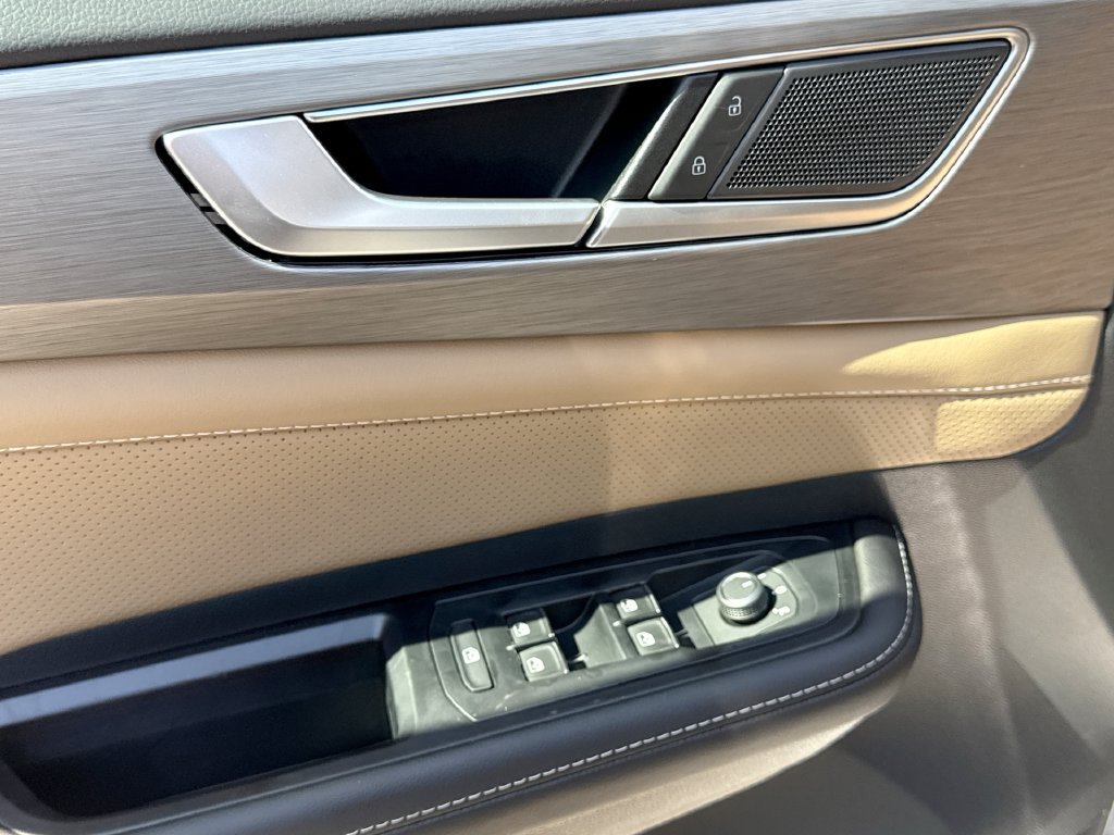 New 2026 Volkswagen Atlas Cross Sport SE AWD/4WD image 15