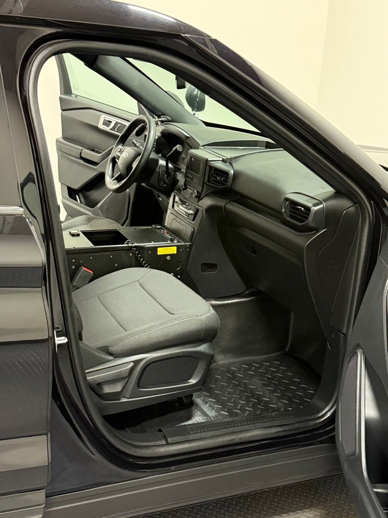 Used 2021 Ford Explorer 4WD Police Interceptor image 11