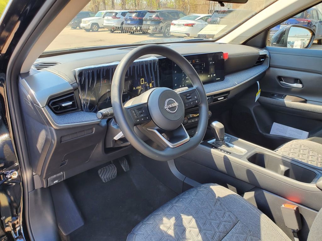 New 2026 Nissan Kicks SV AWD/4WD image 16