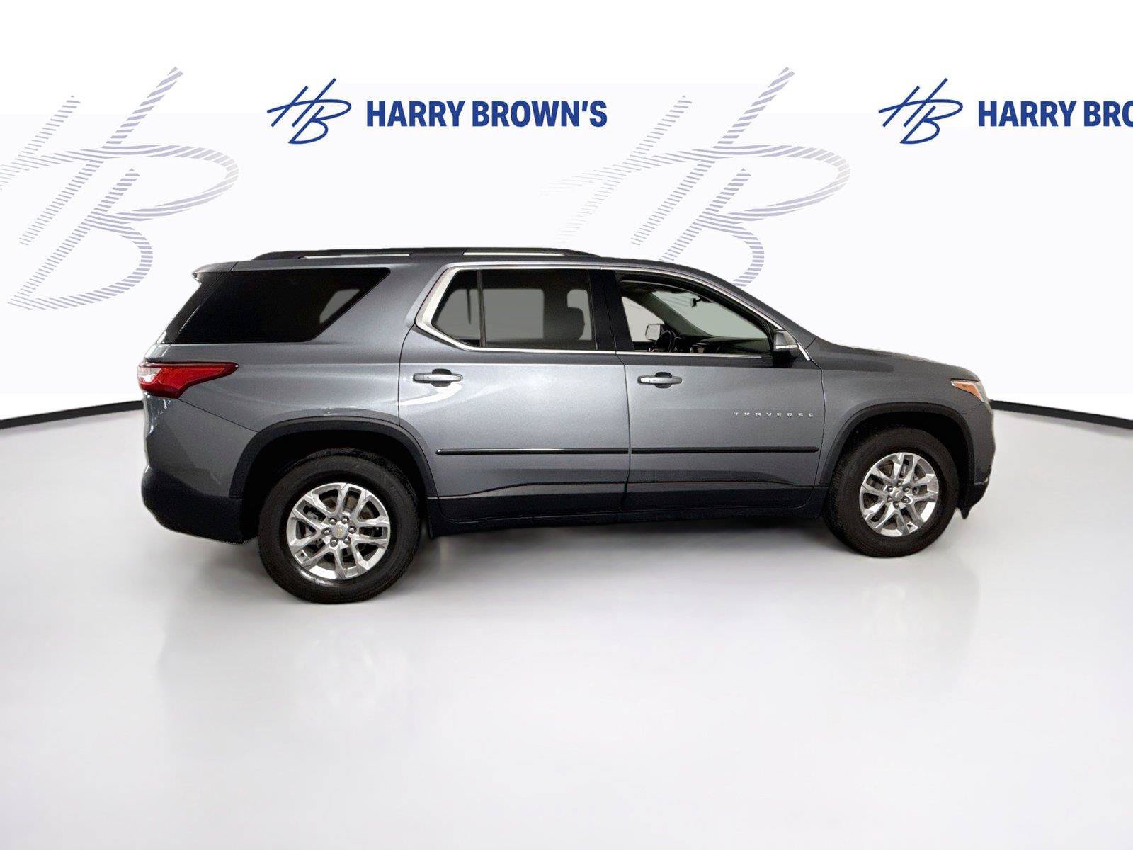Used 2021 Chevrolet Traverse LT AWD/4WD image 32