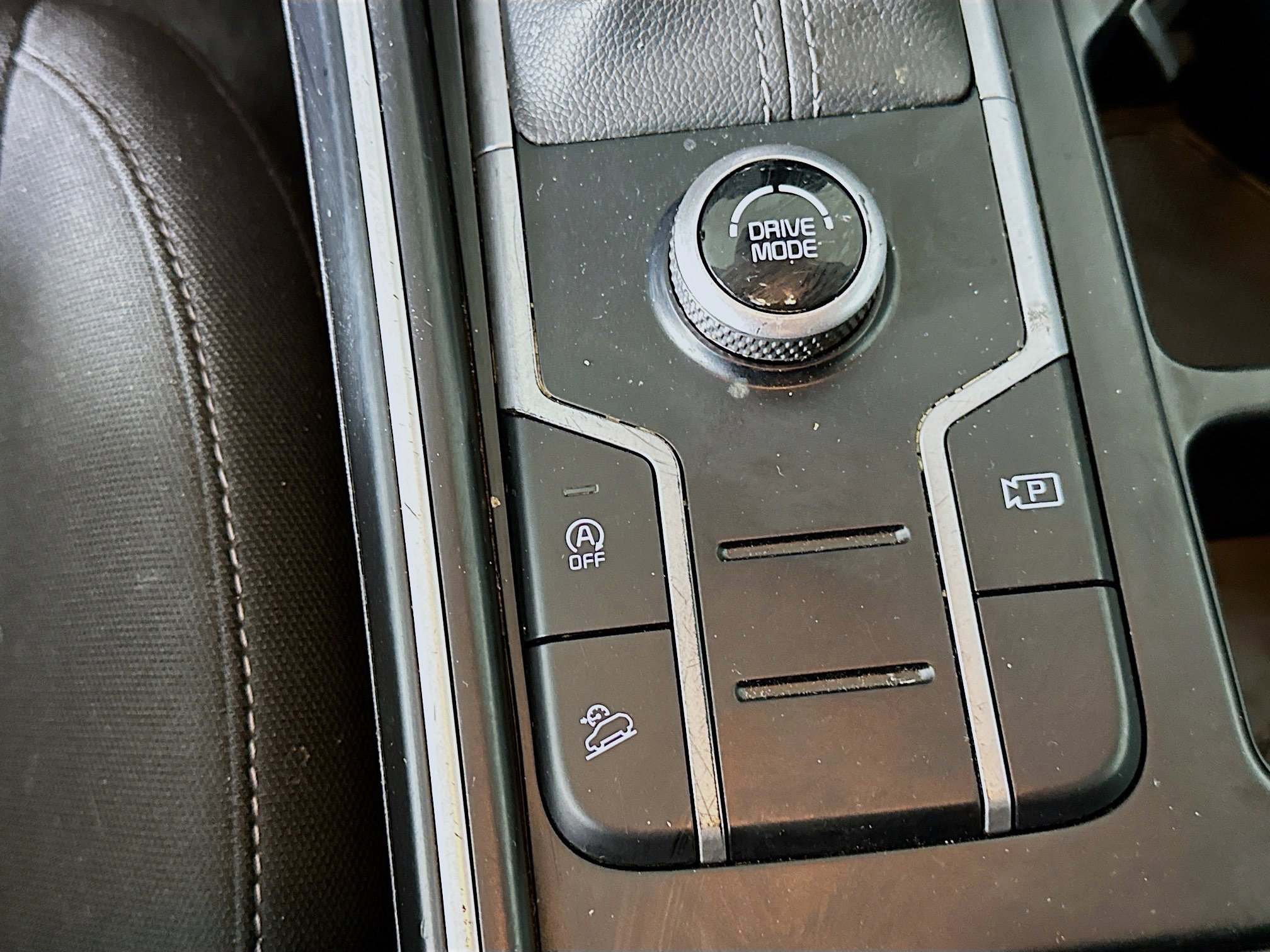 Used 2023 Kia Sorento LX image 25