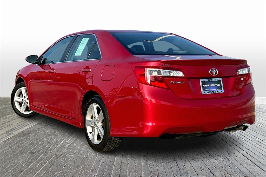 Used 2013 Toyota Camry SE image 6