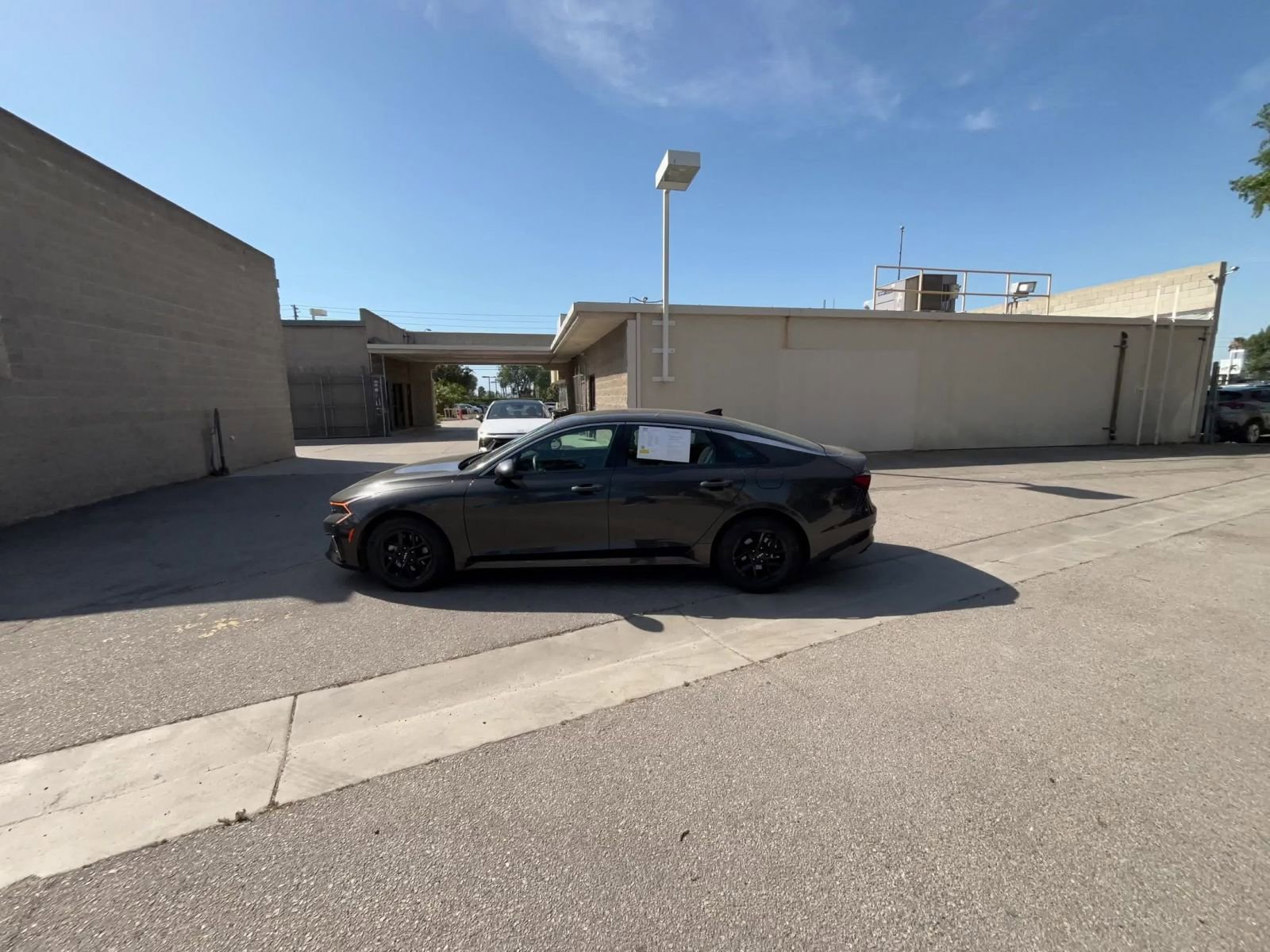 Used 2025 Kia K5 LXS FWD image 16